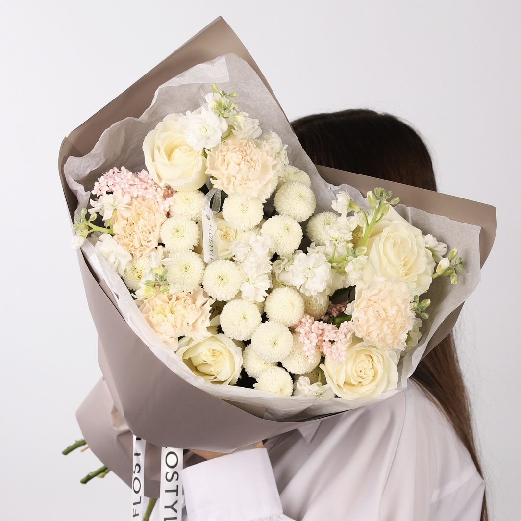 Белый авторский букет Bigbury model №201